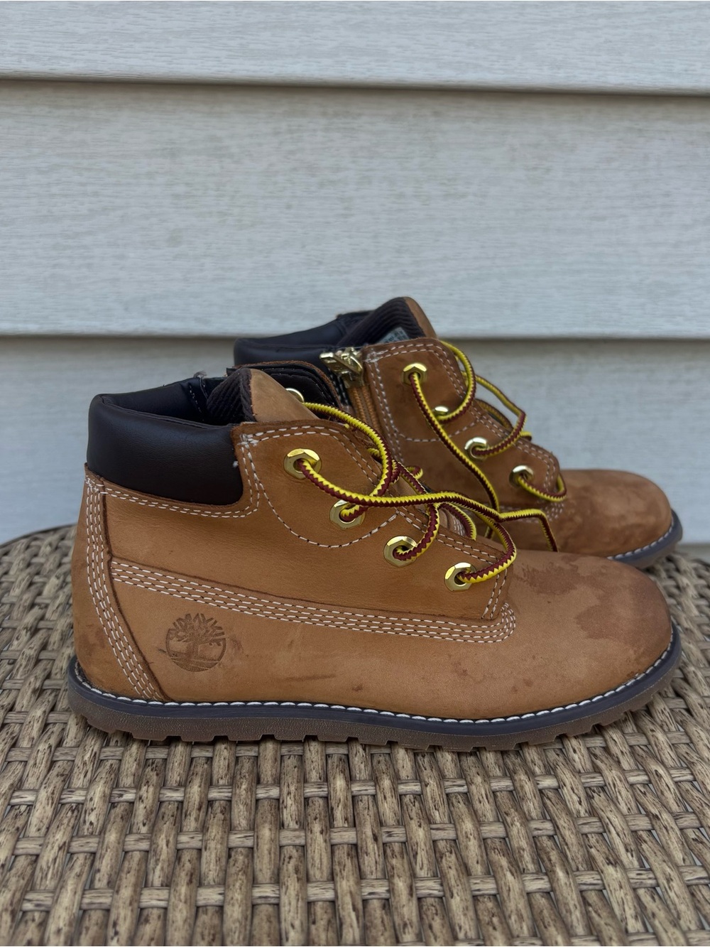 Timberland Brown Leather Kids Lace-Up Ankle Boots with Black Collar
